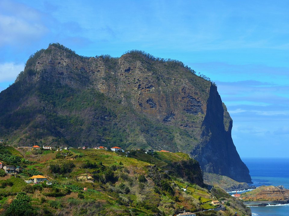 Upper reach of Levada da Fajãzinha near Córrego da Nozelha (210 m)