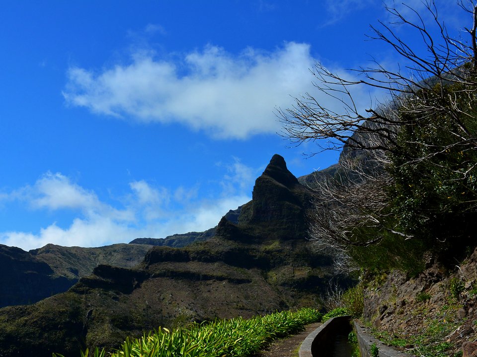 Contouring irrigation conduit of Levada das Rabaças approaching Downstream Portal of the Levada do Norte Variant Tunnel, near Boca da Encumeada in Ribeira Brava